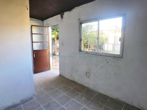 Imagen 9 de 14 de Colonia Del Sacramento - Casa A Refaccionar Con Muy Buen Terreno