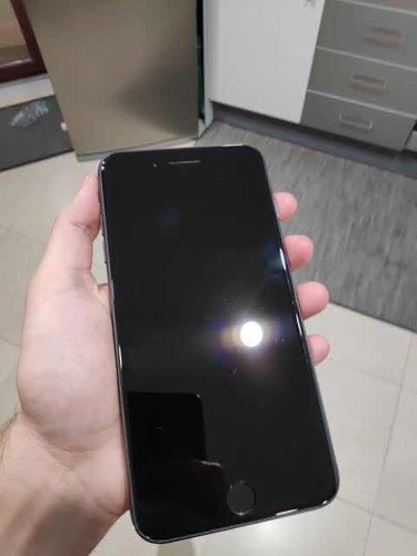 iPhone 8plus Black 64gb