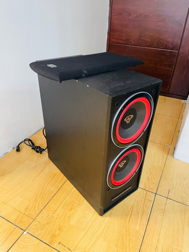 Subwoofer Cerwin Vega, No Bose Bower Marantz Technics Kef Negro Mate (Usado)