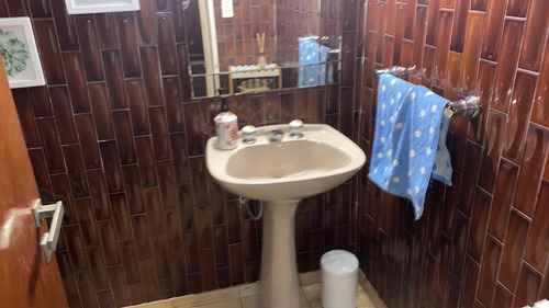 Imagen 9 de 29 de Muy Lindo Chalet 3 Pl 6 Amb C/av Y Dardo Rocha