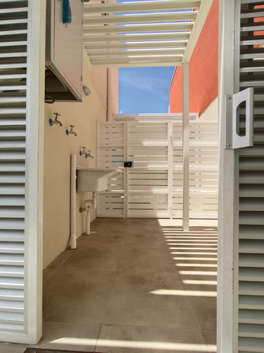 Edificio Av. Circunvalación (1 Est.) Vista Sur