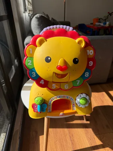 Fisher Price León Camina Conmigo Color Multicolor (Usado)