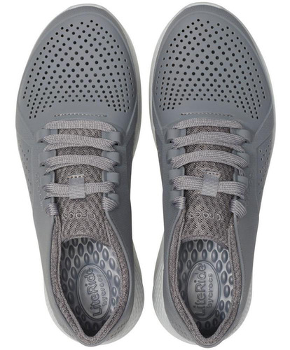 Imagem 3 de 6 de Crocs Literide Pacer Cinza
