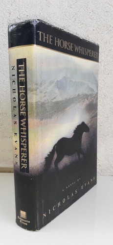 The Horse Whisperer A Novel By   Nicholas Evans (empastado)