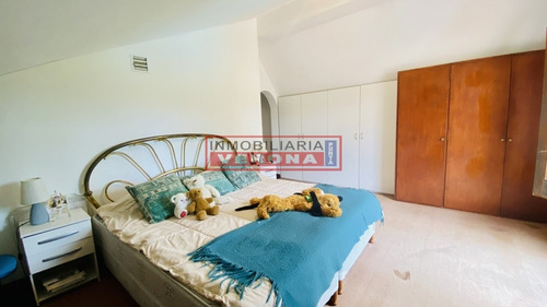 Impecable Chalet En El Corazón De Las Paradas- Ref: 6800