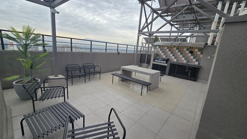 Edificio Plaza Central Piso 32