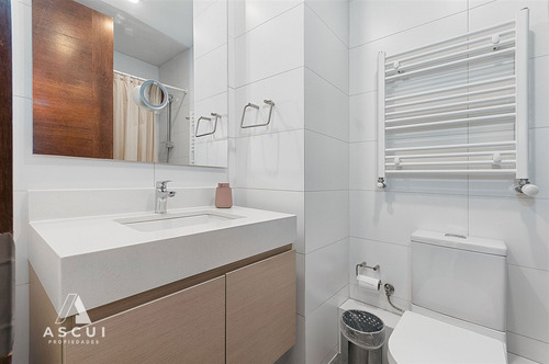 Departamento En Venta De 3 Dorm. En Lo Barnechea