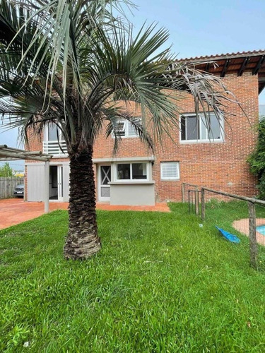 Casa En Venta En La Barra