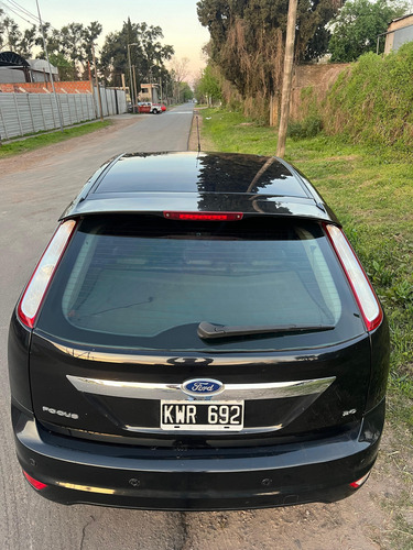 Ford Focus 2 2.0 Ghia Mt