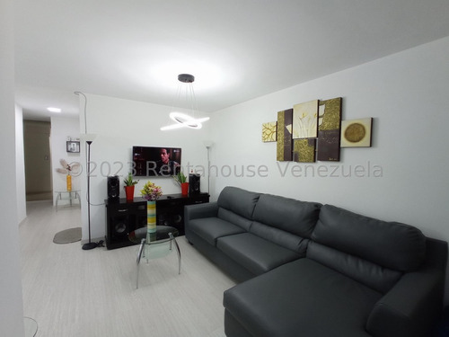 Imagen 28 de 30 de Moderno Y Remodelado Apartamento En Venta Con Conexión A Planta Electrica En El Este De Barquisimeto Lp 245899
