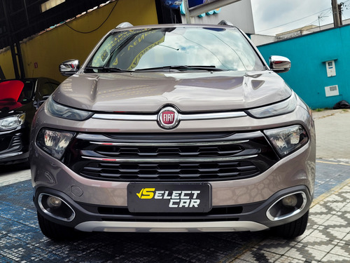 Fiat Toro 2.4 Volcano 16v Flex 4x2 Aut. 4p