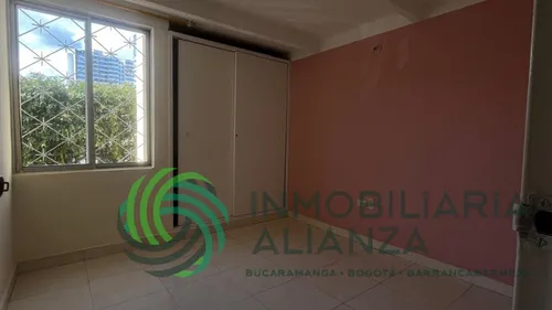 Casa En Venta En El Tejar. Cod V61711