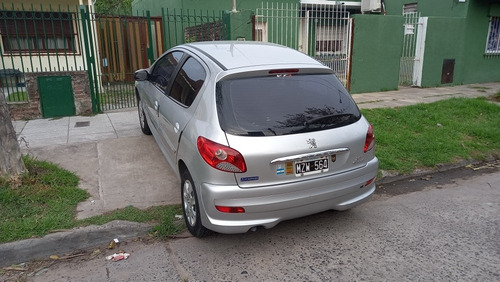 Peugeot 207 2013 1.4 Sedan Allure 75cv