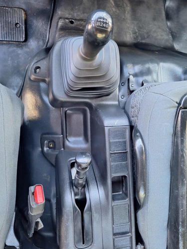 Rabón Capacidad 10 Toneladas Diesel 6 Cilindros