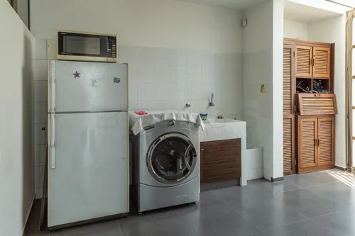 Casa En Venta En Las Lomitas. Cod V50990