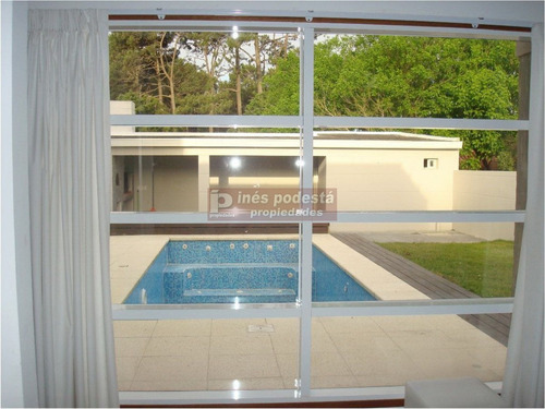 Espectacular. Como Nueva, Super Completa!!!- Ref: 37490