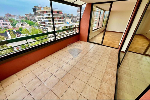 Depto En Venta Plaza Las Lilas, 3d Y 3b