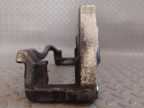 Porta Caliper Delantero Izquierdo Dodge Journey 2009 (Usado)