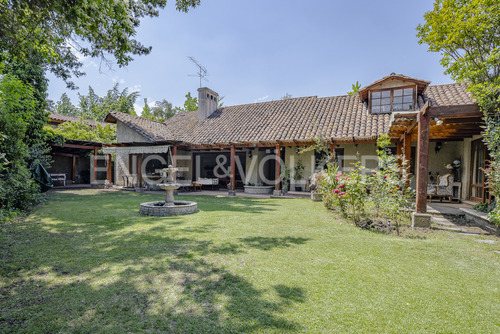 En Jardín La Dehesa, Gran Terreno Y Conectividad