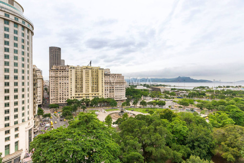 Imagem 1 de 14 de Andar Comercial Para Alugar Na Rua Do Passeio, Centro, Rio De Janeiro - Rj - Liv-0301