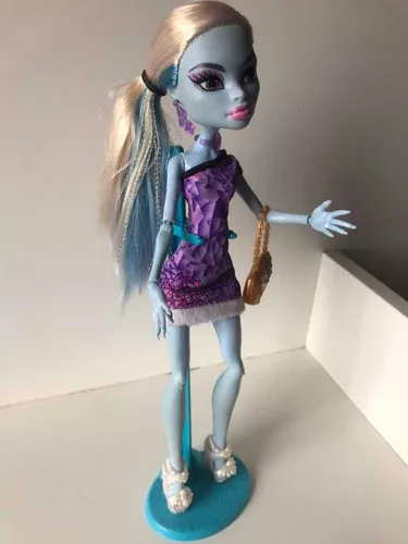 Boneca Monster High - Abbey Bominable  Monster high abbey, Princess zelda,  Disney characters