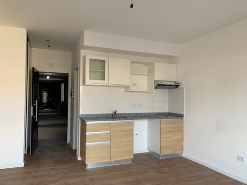 Imagen 3 de 6 de Monoambiente Venta Escobar