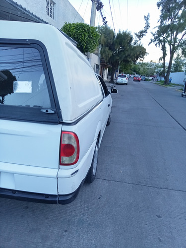 Volkswagen Pointer Pick Up 1.6 Base Mt