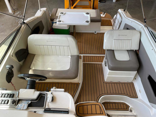 Imagen 6 de 15 de Quicksilver 2700-2019 Mercruiser 6.2-300hp Duoprop