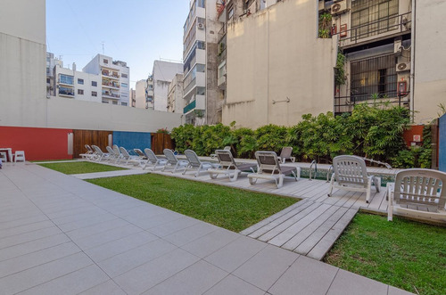 Alquiler 2 Ambientes Piso Alto Recoleta Frente