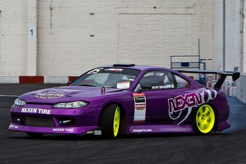 Imagen 4 de 8 de Combo X 2 Neumaticos 245/40 R20 Nexen Chev Camaro