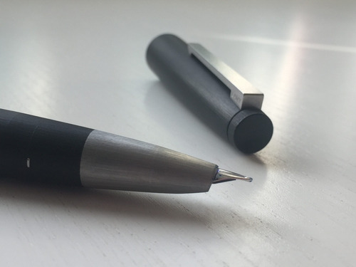 Lapicera Pluma Lamy 2000 Metal Black - Medium