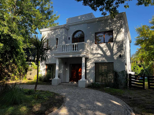 Venta De Casa 4 Ambientes En Haras María Eugenia