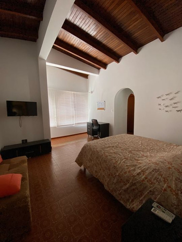 Casa Duplex Para Venta En Santa Paula #2369