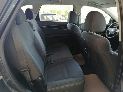 Imagen 13 de 15 de Kia Sorento Lx
