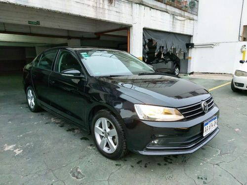 Imagen 3 de 19 de Volkswagen Vento Advanced Plus 2.5 Manual