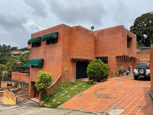 Town House En Venta La Union Cod. #24-4048