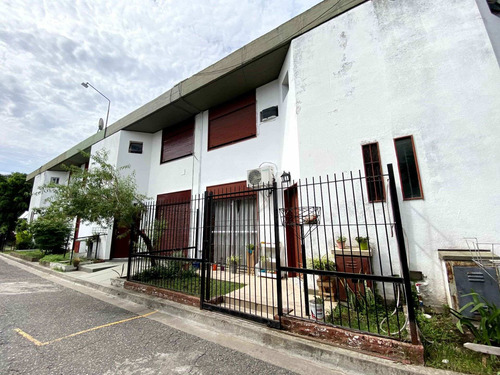 Imagen 25 de 25 de Casa En Venta Barrio Cartero Hurlingham