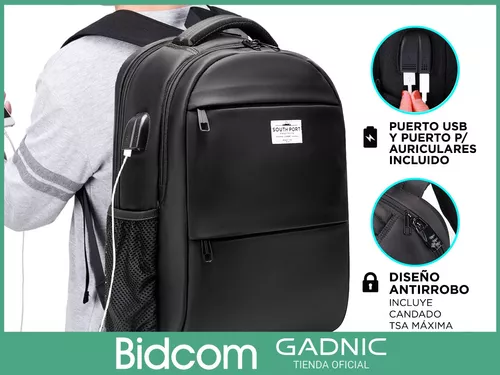 La mochila de viaje más vendida en  incluye un puerto de carga USB -  Showroom