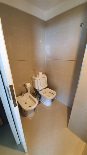 Imagen 13 de 24 de Venta De Departamento - Linda Bay