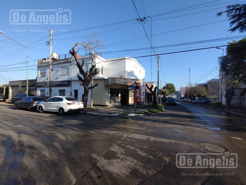 Local En Moron Sur