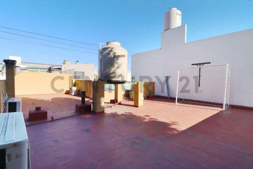 Venta Ph Tres Ambientes, Entrada Indepeniente. Villa Maipú, San Martín.