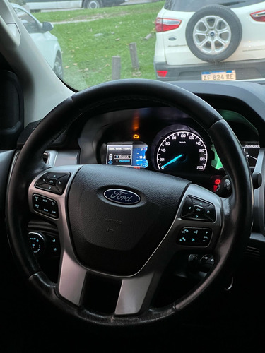 Ford Ranger 3.2 XLt mt6