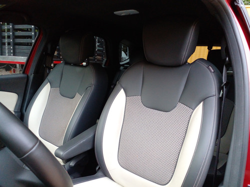 Renault Captur 2.0 Intens Automática