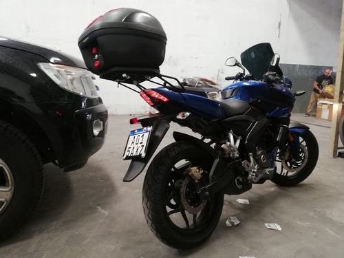 Bajaj Rouser As 200