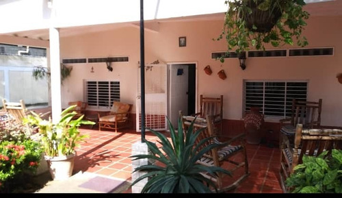 Imagen 4 de 10 de Se Vende Casa En Chichiriviche