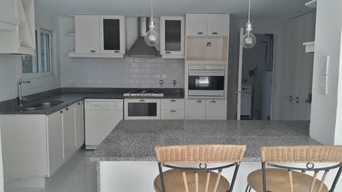Imagen 8 de 22 de Casa Cuatro Dormitorios Fisherton