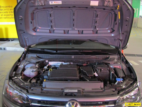 Volkswagen Polo Confortline At 1.6