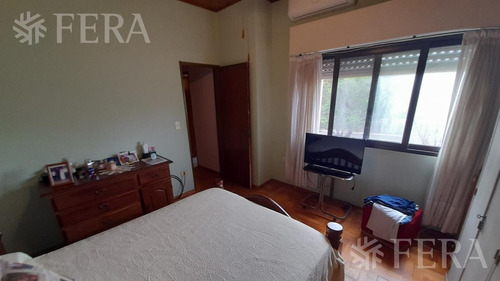 Imagen 9 de 15 de Venta Casa De 4 Ambientes Con Jardín, Cochera, Balcón Y Patio En Quilmes Oeste (30947)