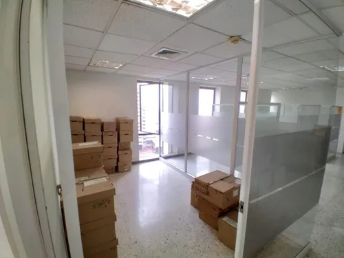 Oficina En Arriendo En San Pedro. Cod A10794