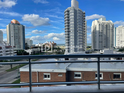 Imagen 11 de 30 de Venta Apto De 2 Dormitorios+ Dependencia En Forest Tower